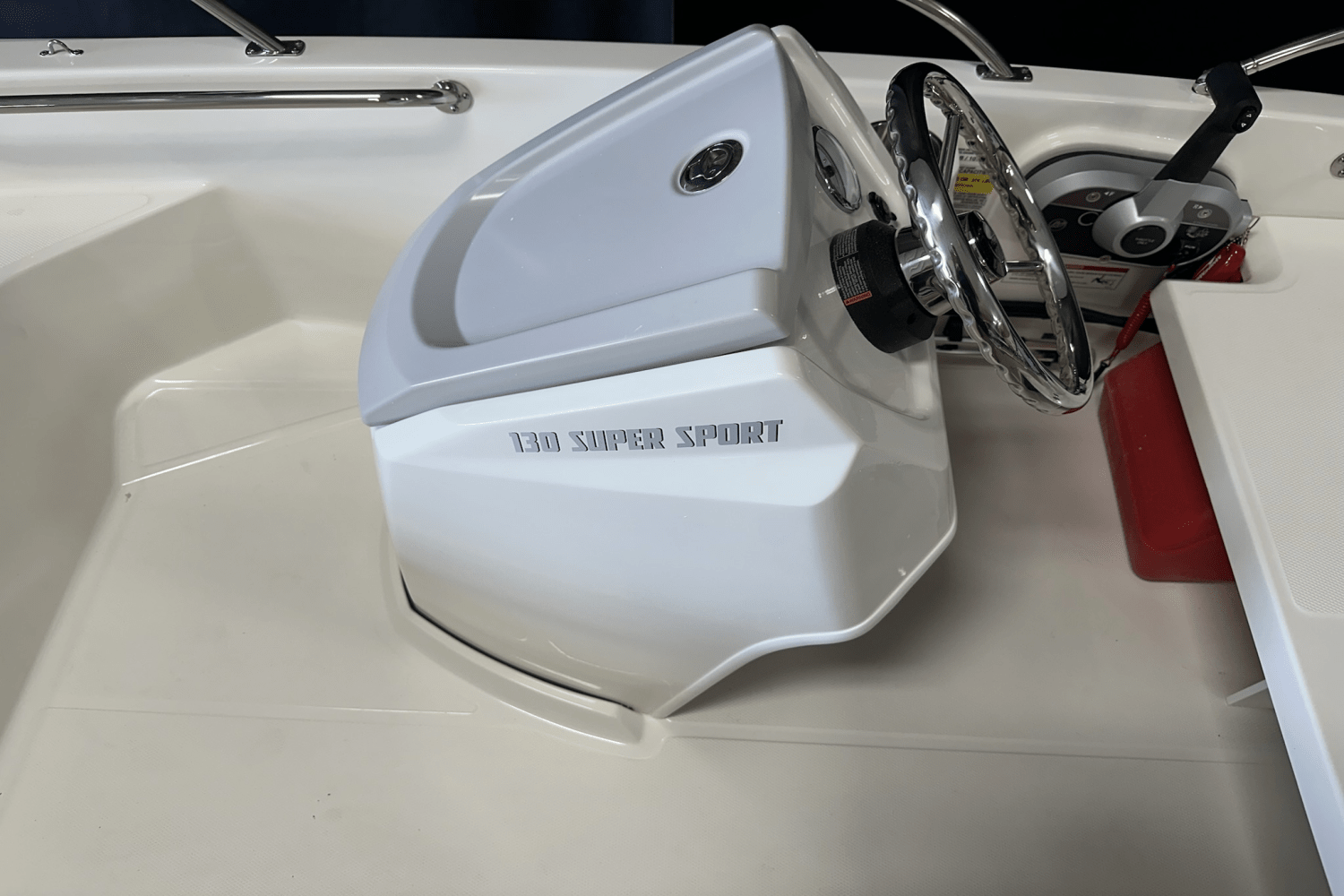 Slide: The Image of Boston Whaler 130 Super Sport 2025 - 11