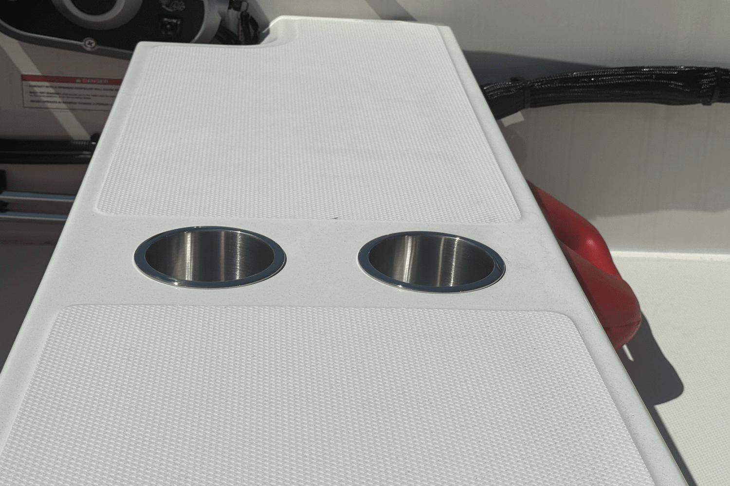 Slide: The Image of Boston Whaler 130 Super Sport 2025 - 15