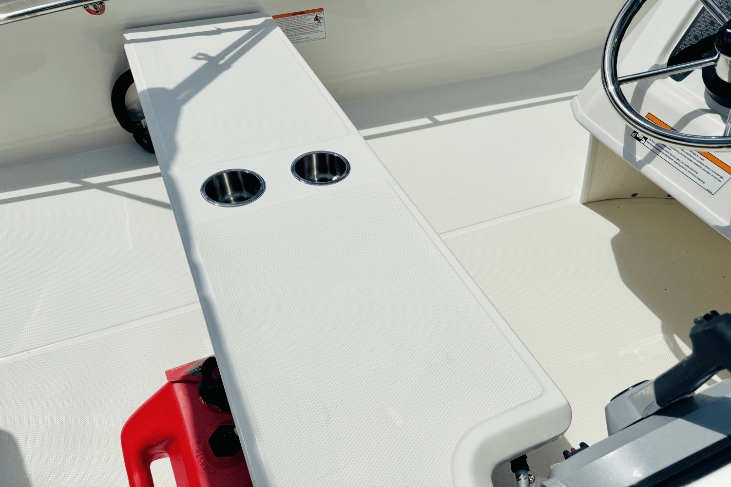 Slide: The Image of Boston Whaler 130 Super Sport 2025 - 16