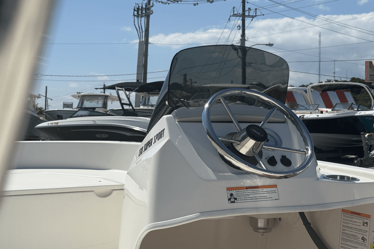 Slide: The Image of Boston Whaler 130 Super Sport 2025 - 18