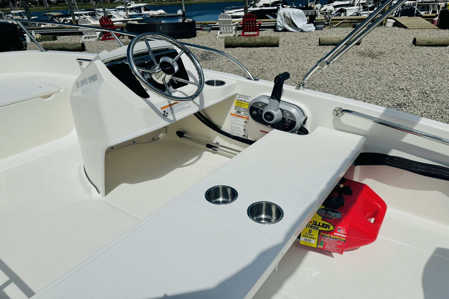 Slide: The Image of Boston Whaler 130 Super Sport 2025 - 21