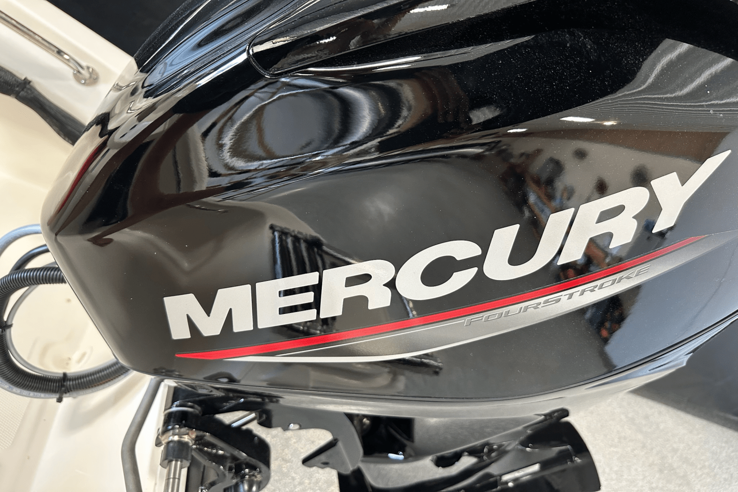 Slide: The Image of Boston Whaler 130 Super Sport 2025 - 25