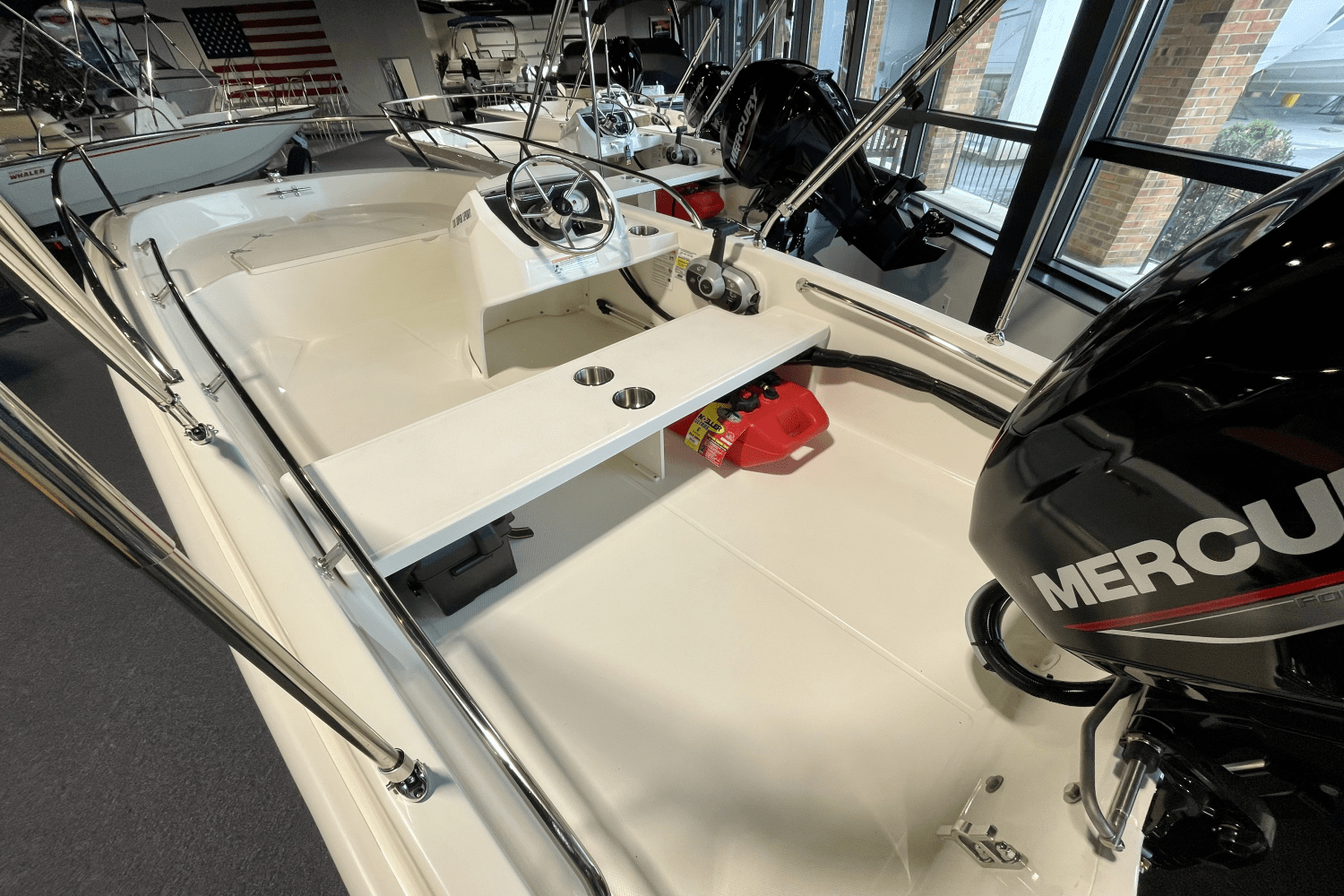 Slide: The Image of Boston Whaler 130 Super Sport 2025 - 3