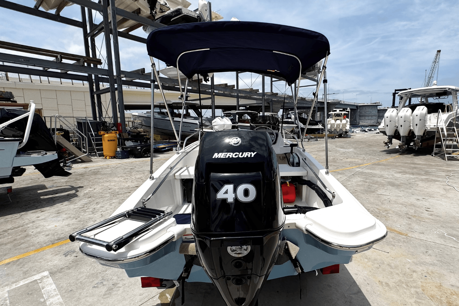 Slide: The Image of Boston Whaler 130 Super Sport 2025 - 4