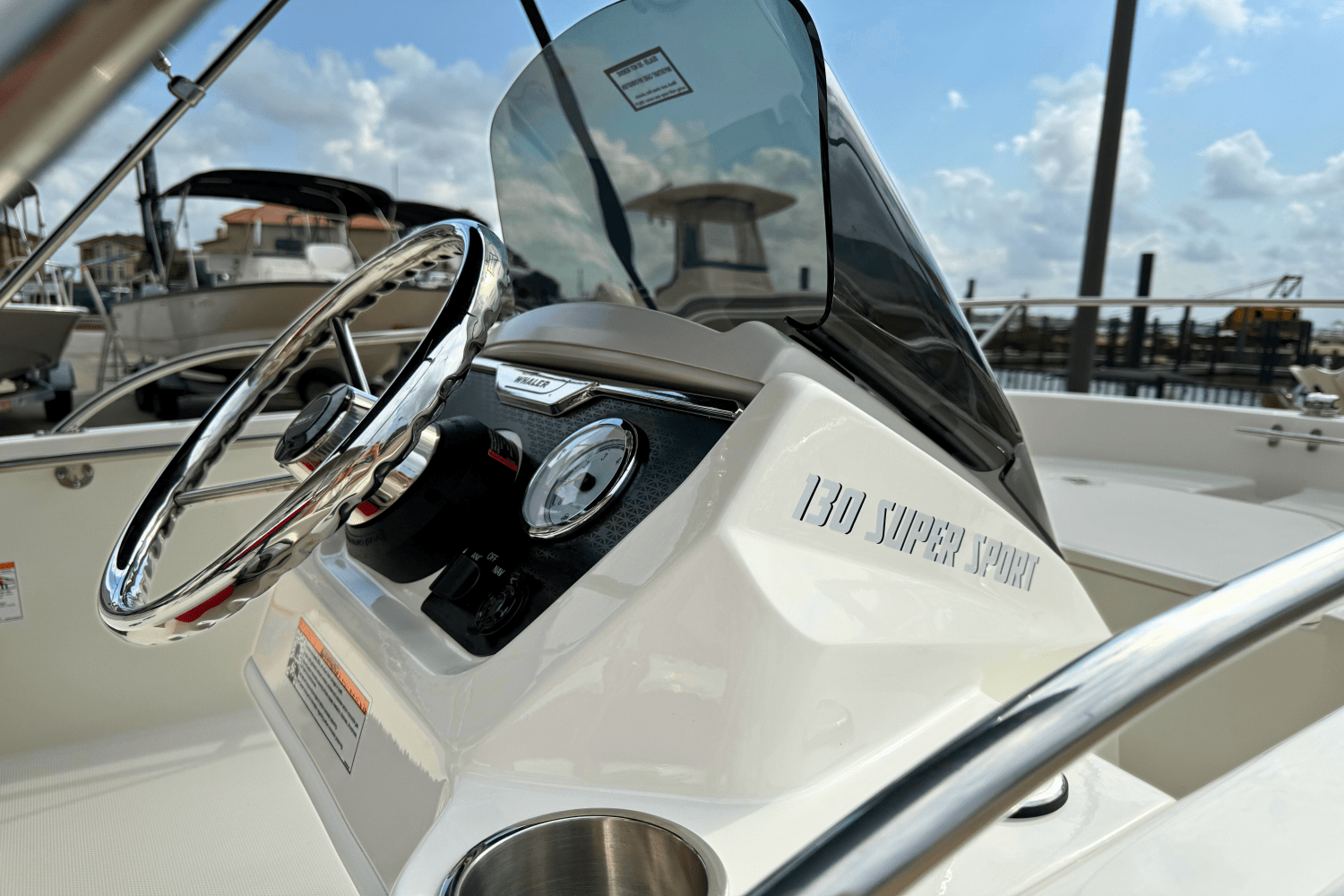 Slide: The Image of Boston Whaler 130 Super Sport 2025 - 4