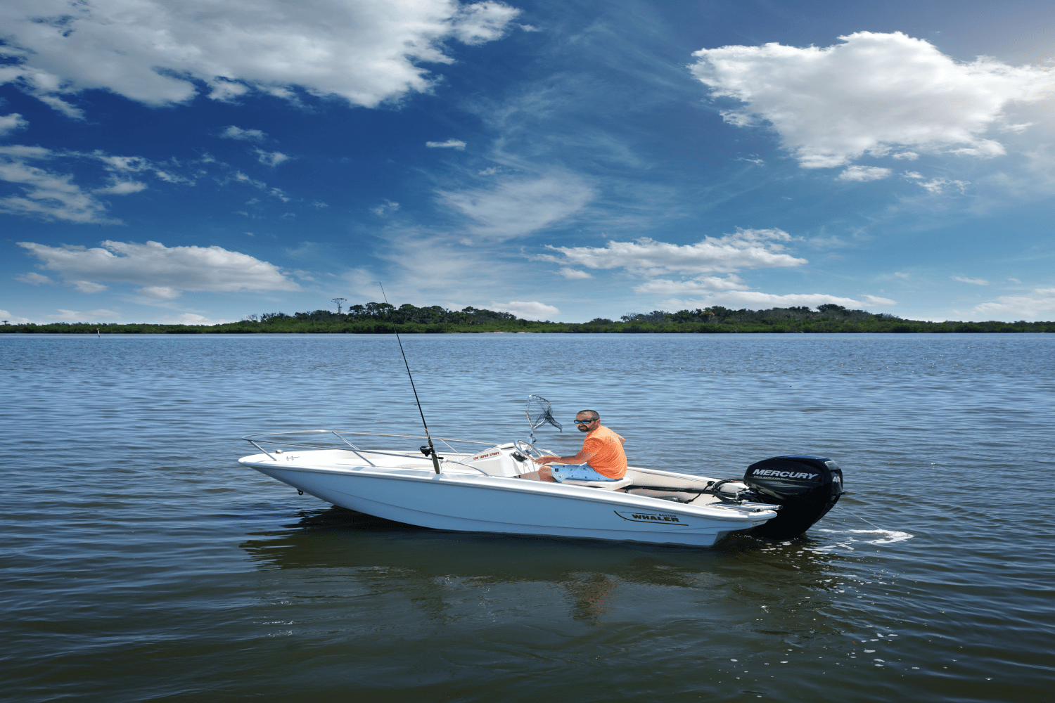 Slide: The Image of Boston Whaler 130 Super Sport 2025 - 50
