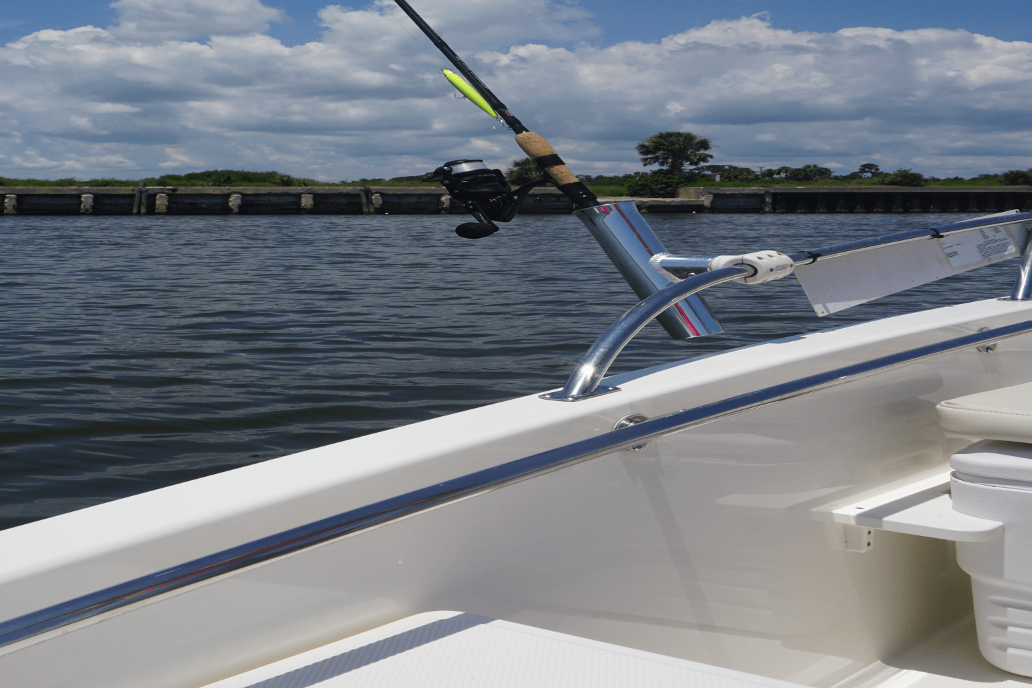Slide: The Image of Boston Whaler 130 Super Sport 2025 - 58