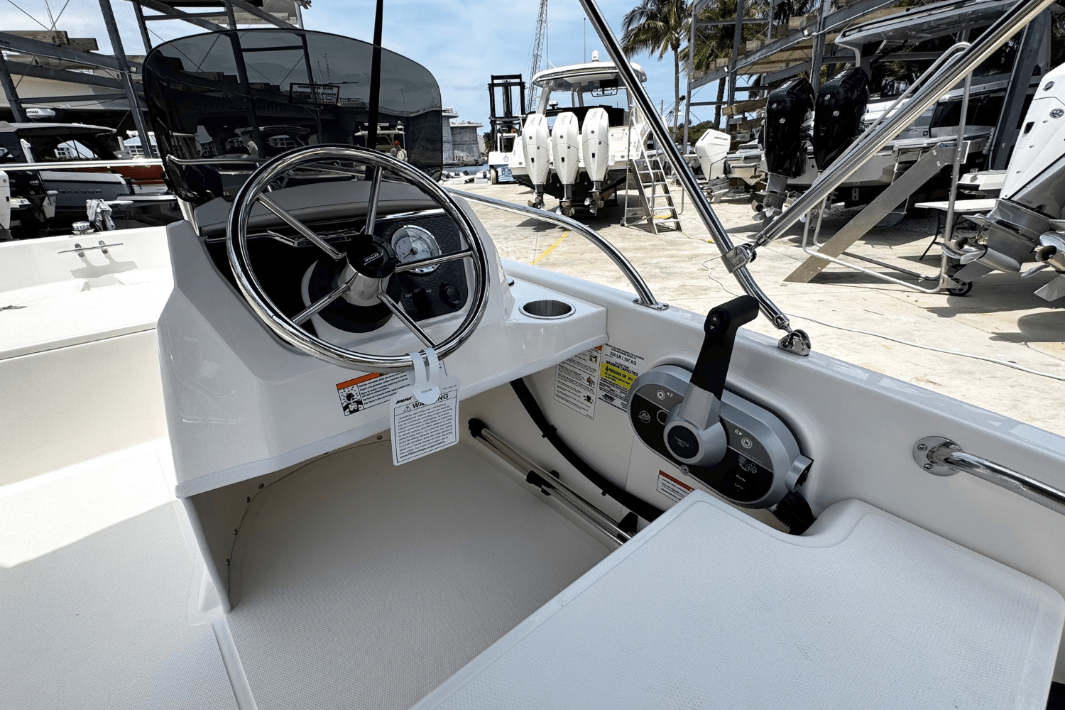 Slide: The Image of Boston Whaler 130 Super Sport 2025 - 6