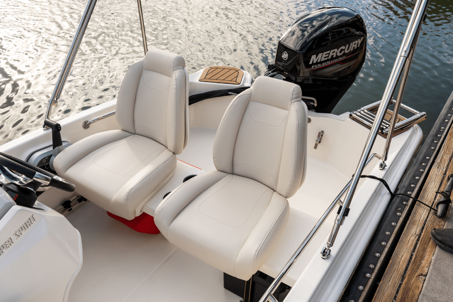 Slide: The Image of Boston Whaler 130 Super Sport 2025 - 67