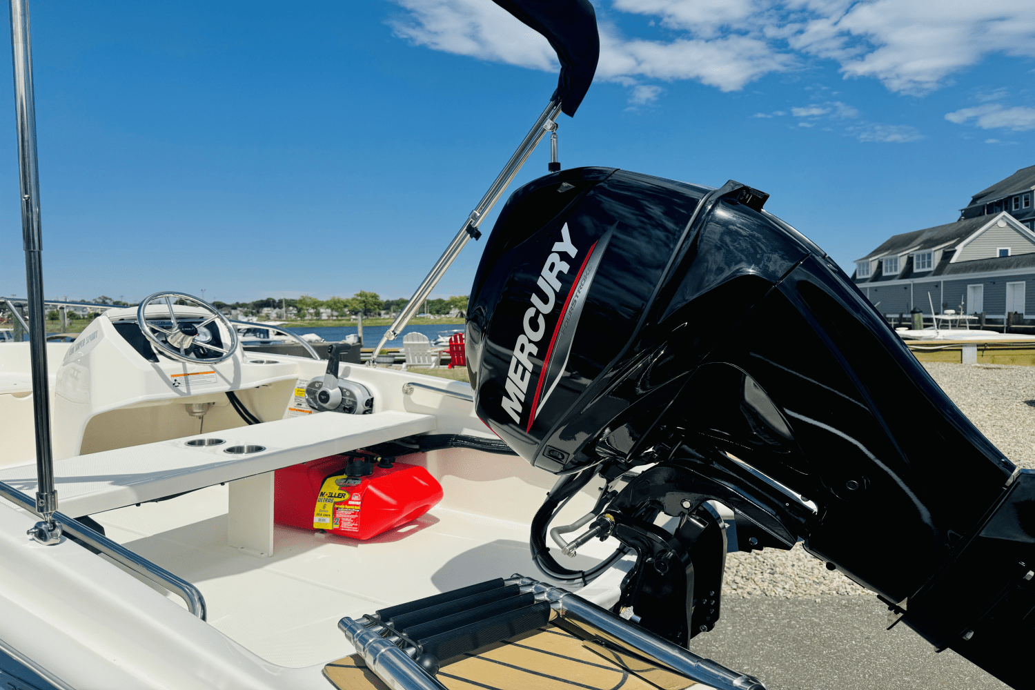 Slide: The Image of Boston Whaler 130 Super Sport 2025 - 9