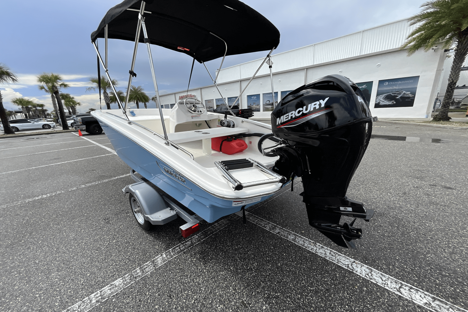 Slide: The Image of Boston Whaler 130 Super Sport 2026 - 13