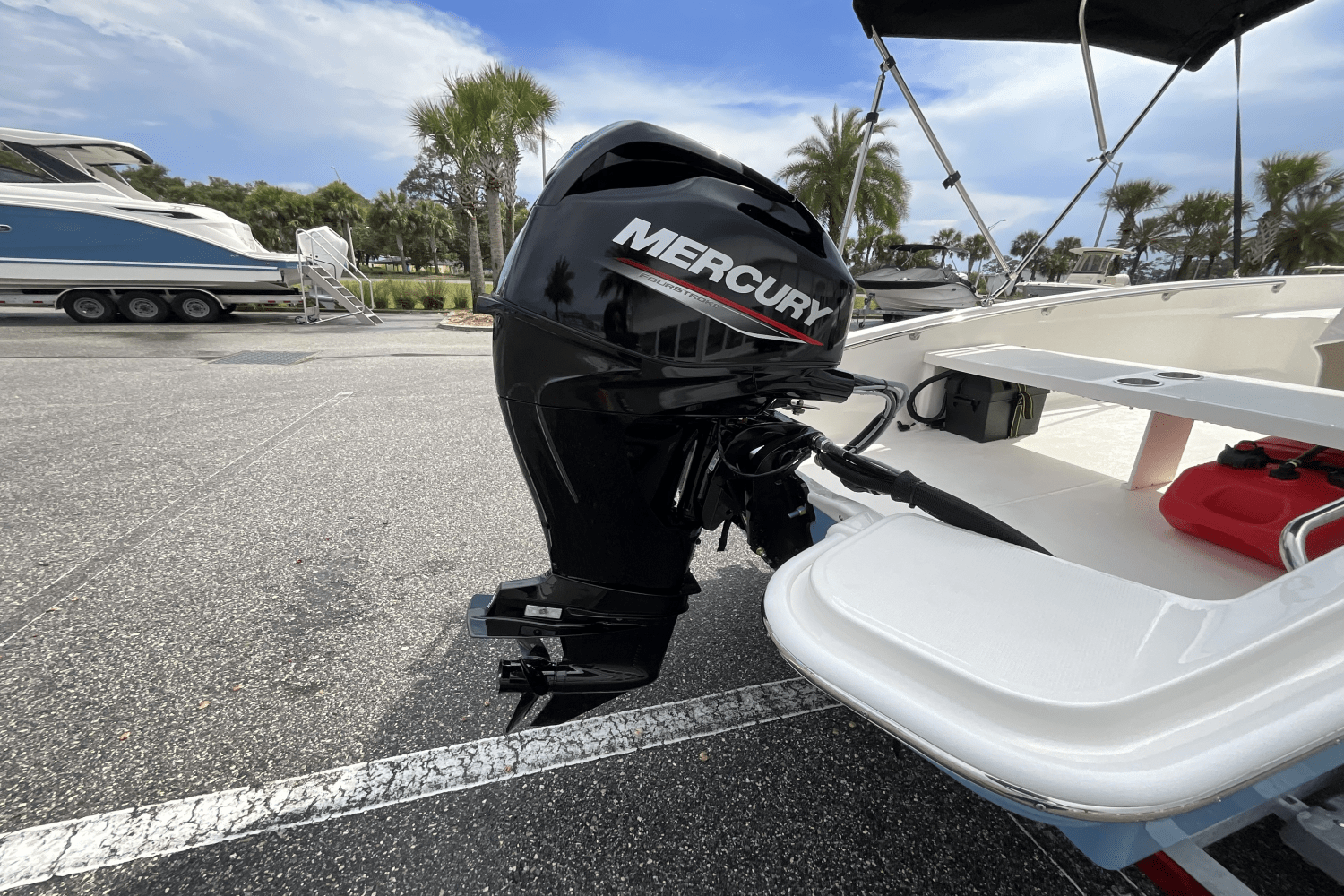 Slide: The Image of Boston Whaler 130 Super Sport 2026 - 23