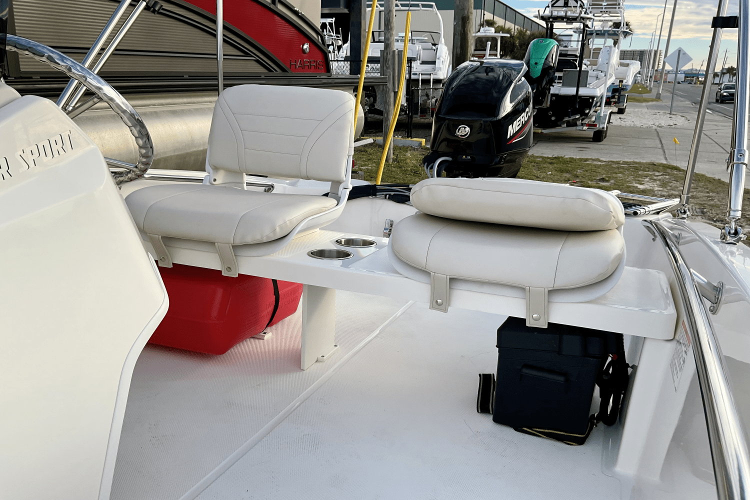Slide: The Image of Boston Whaler 13 SUPER SPORT 2024 - 11