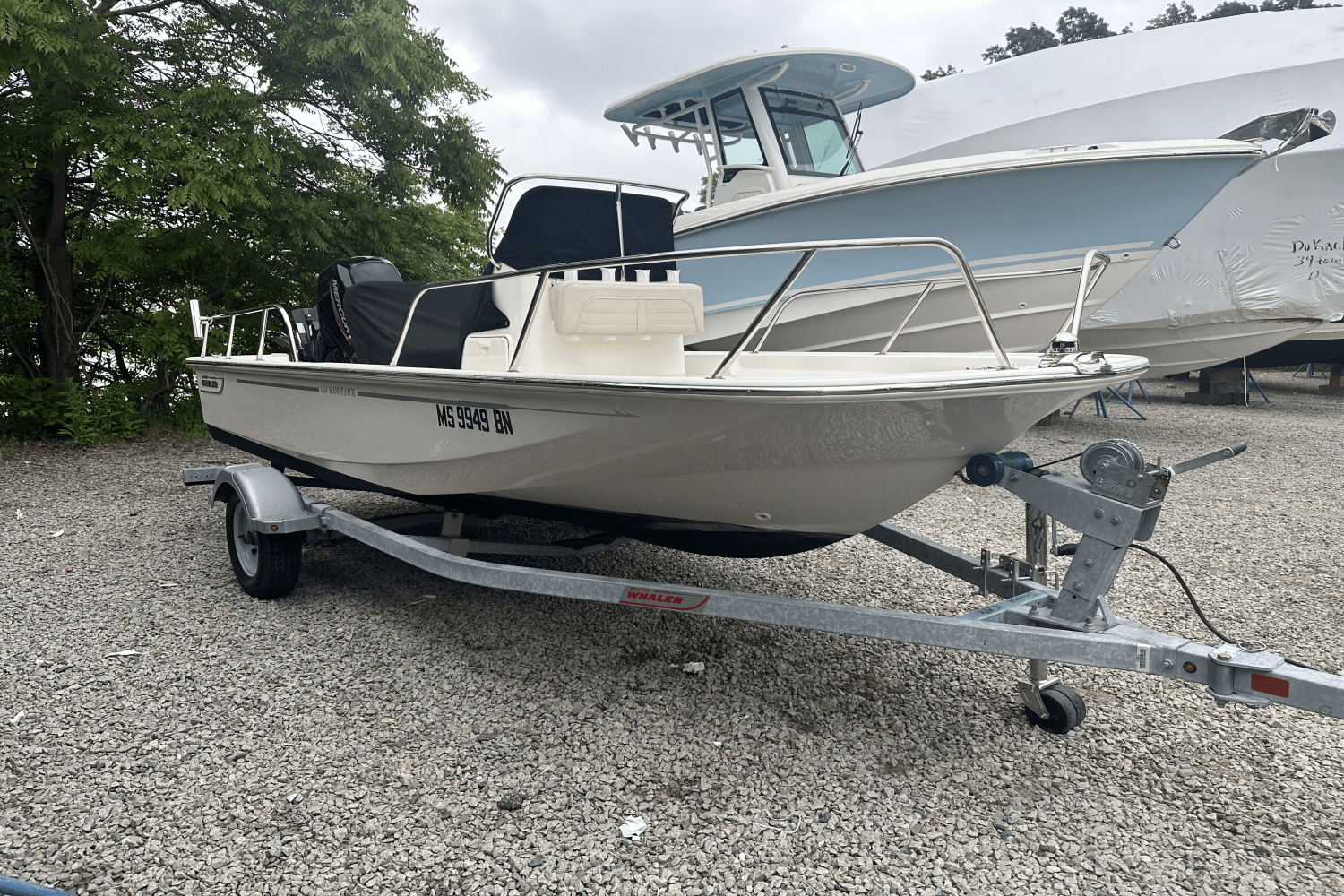Slide: The Image of Boston Whaler 150 MONTAUK 2021 - 0