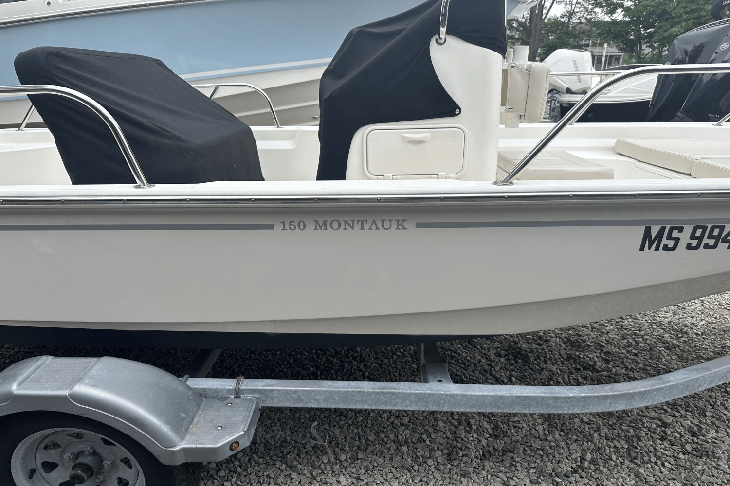 Slide: The Image of Boston Whaler 150 MONTAUK 2021 - 1