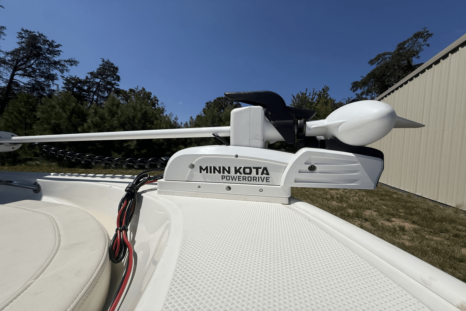 Slide: The Image of Boston Whaler 150 MONTAUK 2021 - 33