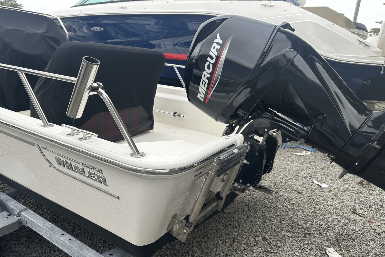 Slide: The Image of Boston Whaler 150 MONTAUK 2021 - 6