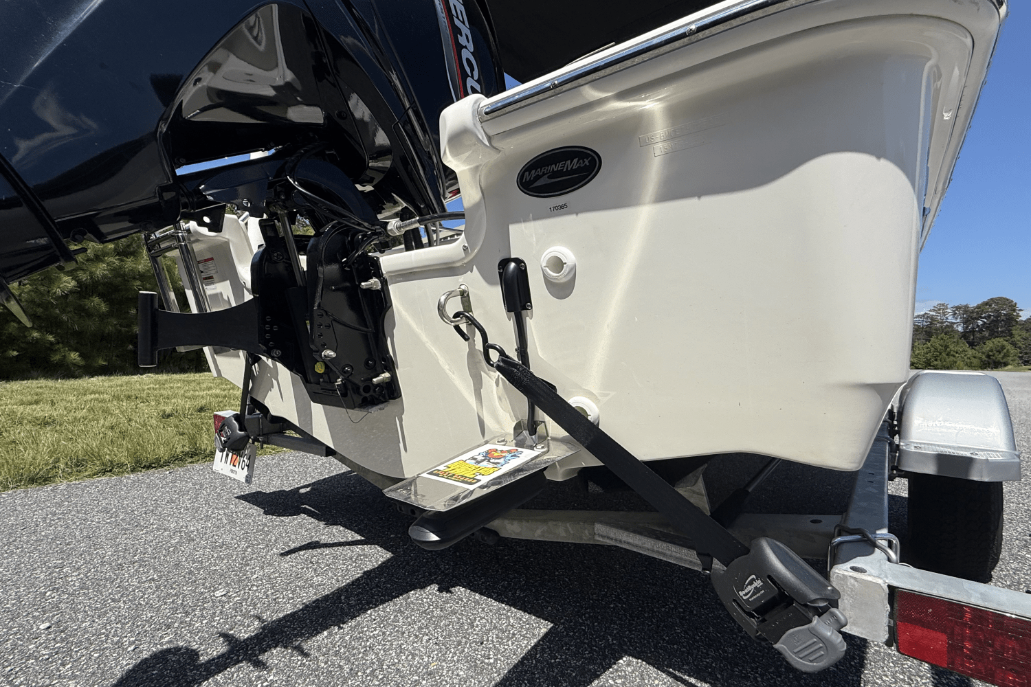 Slide: The Image of Boston Whaler 150 MONTAUK 2021 - 9