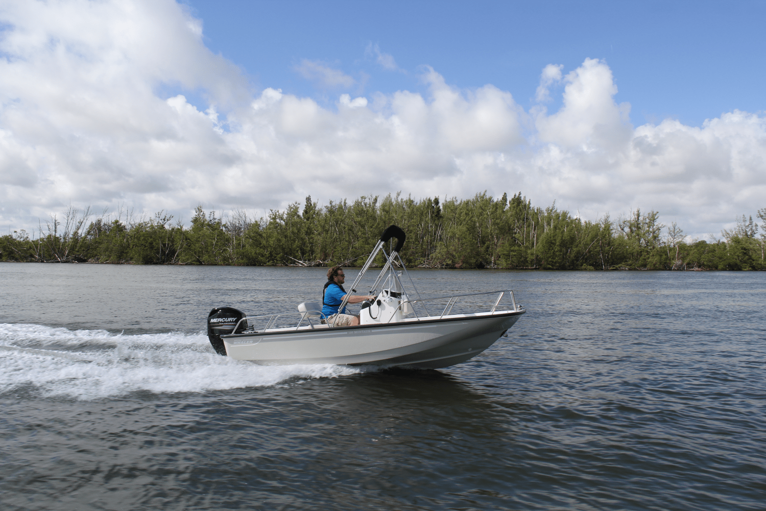 Slide: The Image of Boston Whaler 150 Montauk 2024 - 32