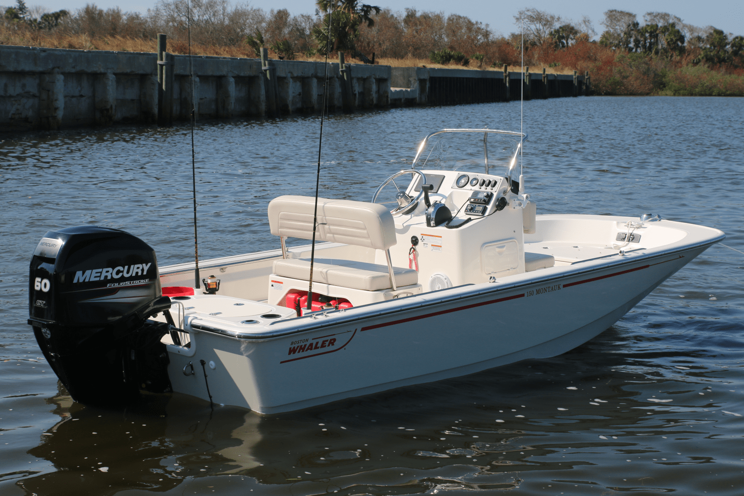 Slide: The Image of Boston Whaler 150 Montauk 2024 - 35