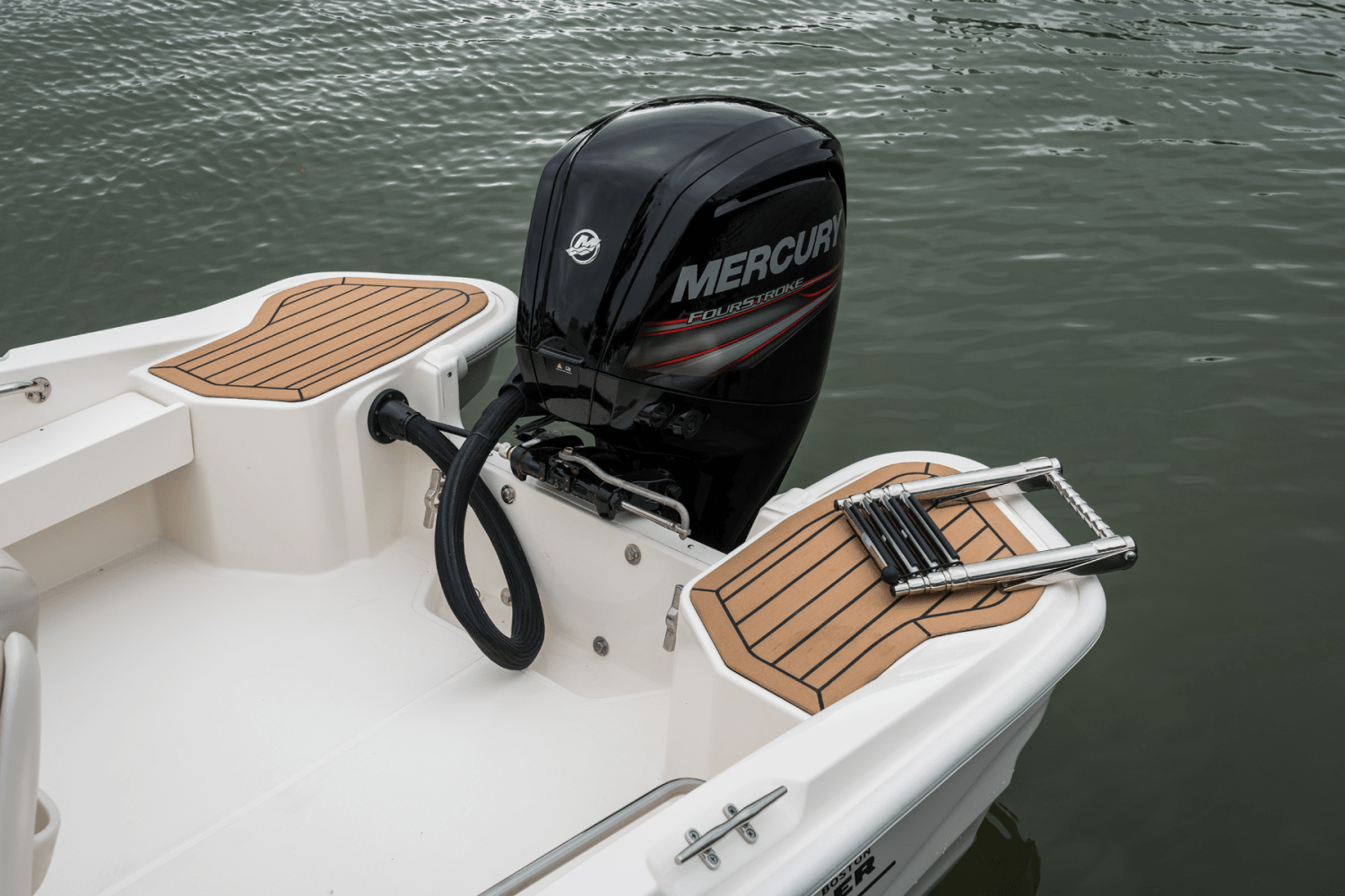 Slide: The Image of Boston Whaler 150 Montauk 2024 - 40