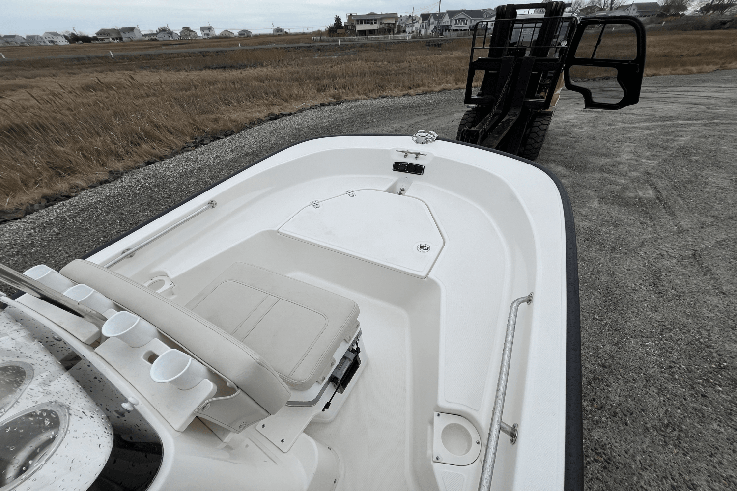 Slide: The Image of Boston Whaler 150 Montauk 2024 - 7