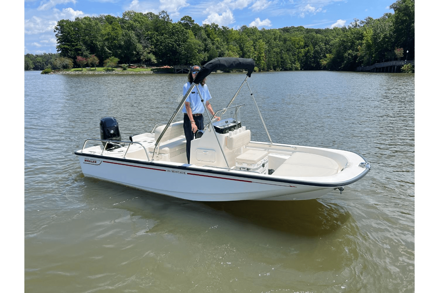 Slide: The Image of Boston Whaler 150 Montauk 2025 - 1