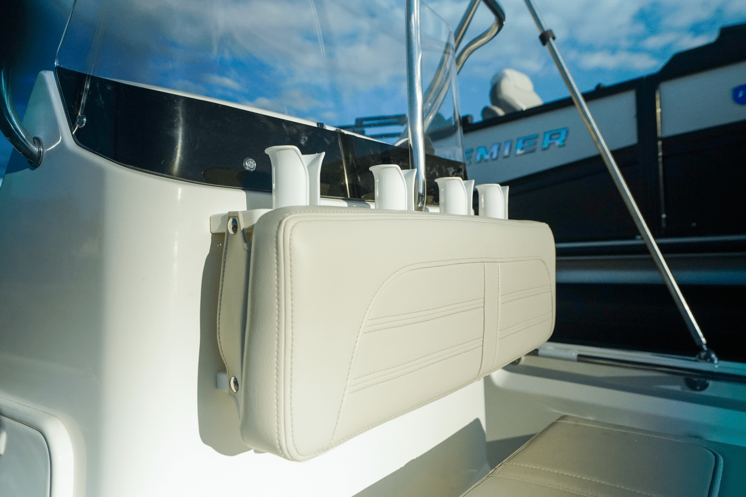 Slide: The Image of Boston Whaler 150 Montauk 2025 - 12