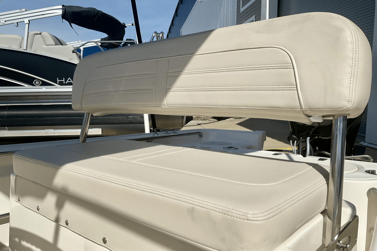 Slide: The Image of Boston Whaler 150 Montauk 2025 - 12