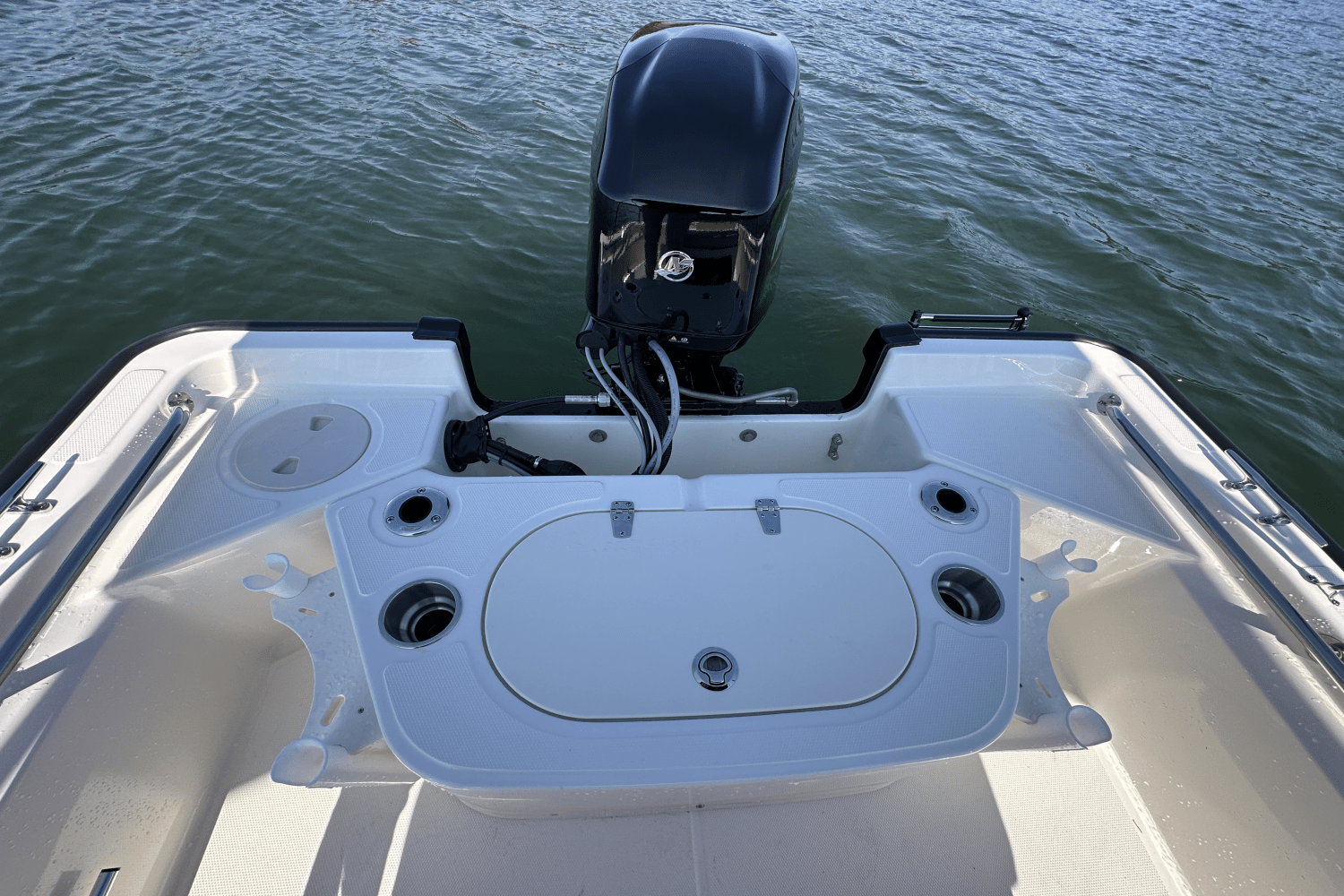 Slide: The Image of Boston Whaler 150 Montauk 2025 - 16