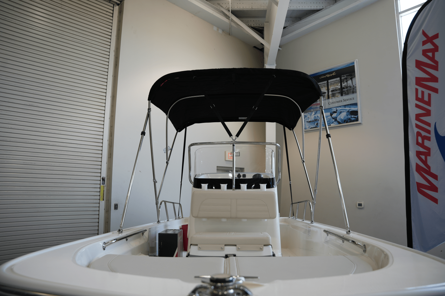 Slide: The Image of Boston Whaler 150 Montauk 2025 - 17