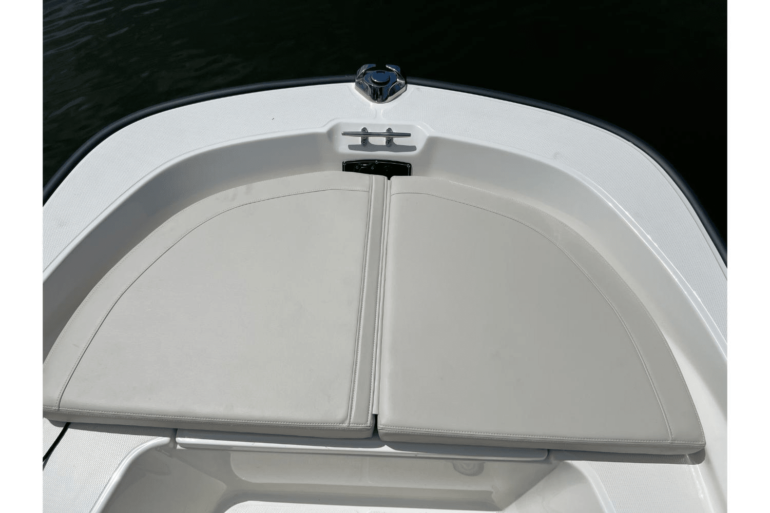 Slide: The Image of Boston Whaler 150 Montauk 2025 - 6