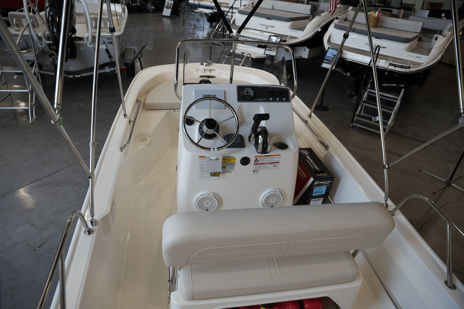 Slide: The Image of Boston Whaler 150 Montauk 2025 - 7