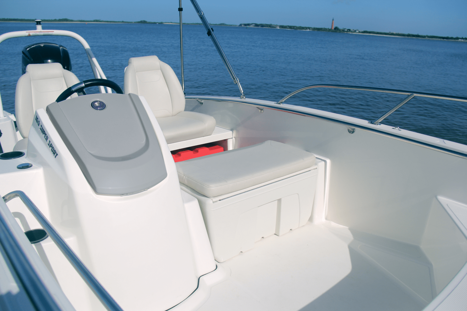 Slide: The Image of Boston Whaler 150 Montauk 2026 - 54