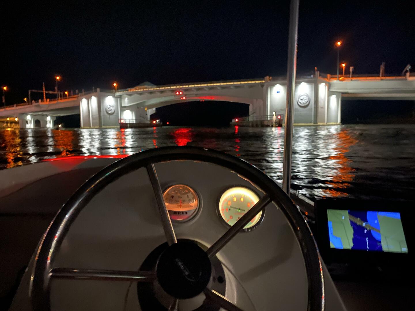 Slide: The Image of Boston Whaler 150 Super Sport 2018 - 5388835