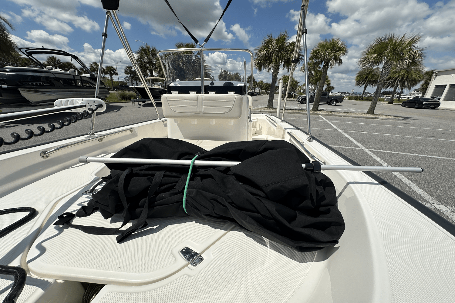 Slide: The Image of Boston Whaler 15 MONTAUK 2022 - 16