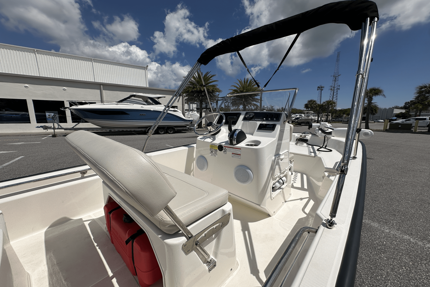 Slide: The Image of Boston Whaler 15 MONTAUK 2022 - 9