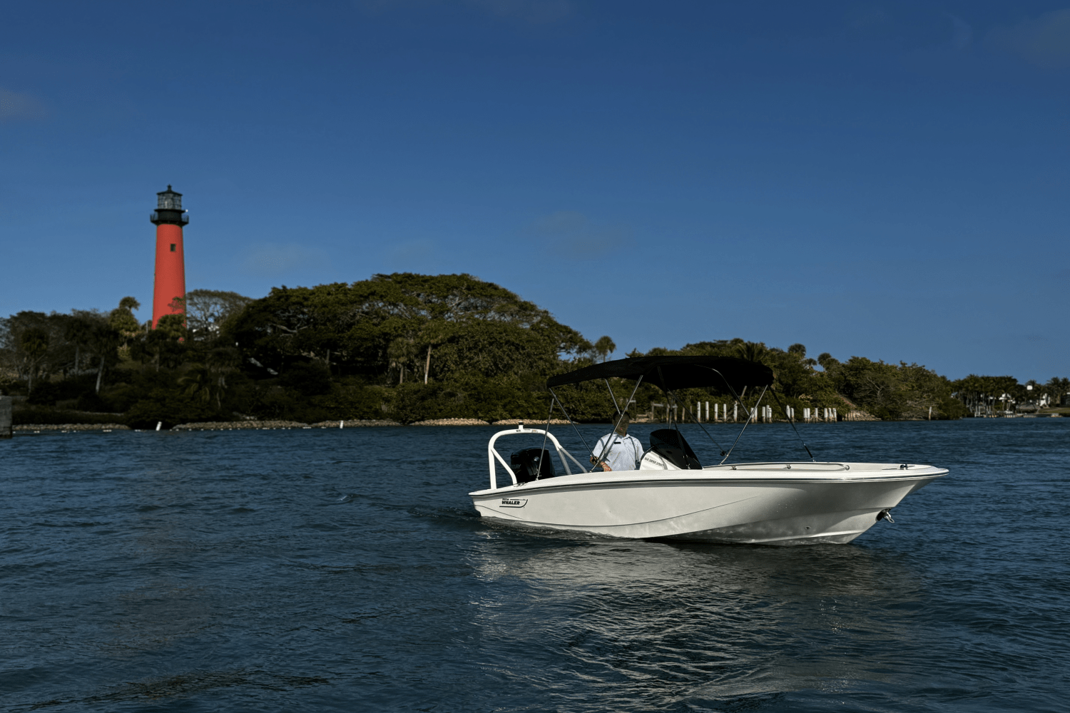 Slide: The Image of Boston Whaler 160 Super Sport 2024 - 0