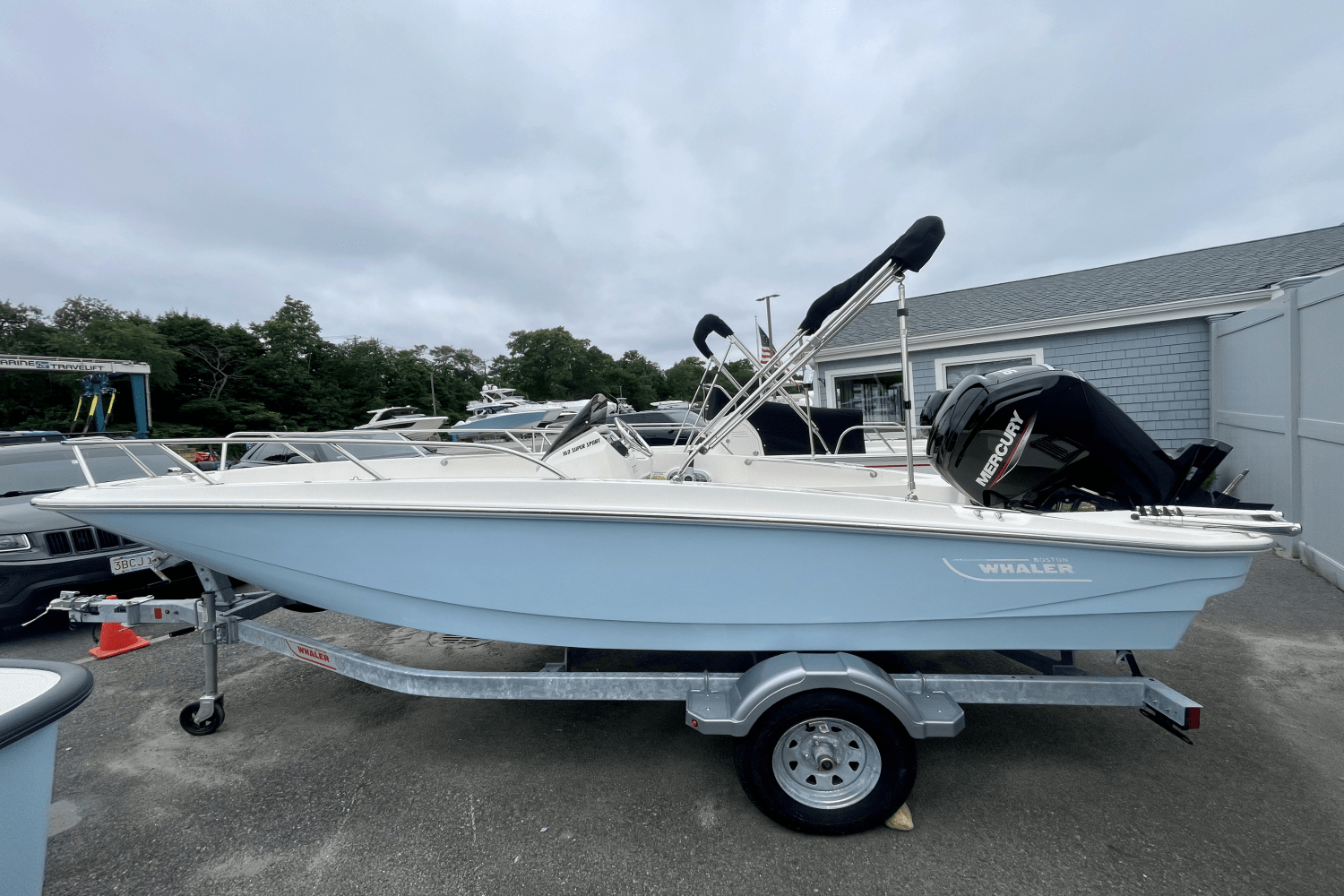 Slide: The Image of Boston Whaler 160 Super Sport 2025 - 0