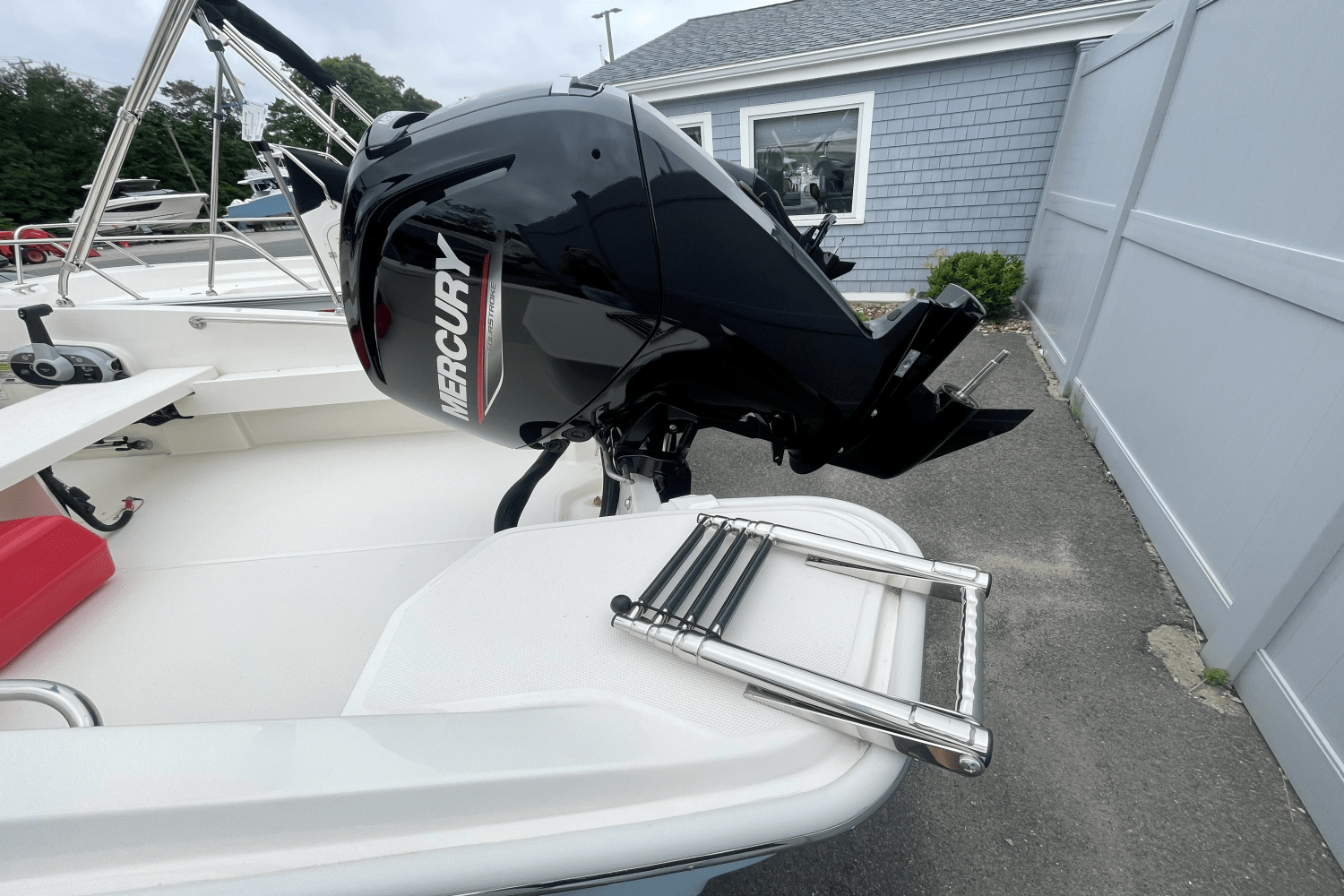 Slide: The Image of Boston Whaler 160 Super Sport 2025 - 1