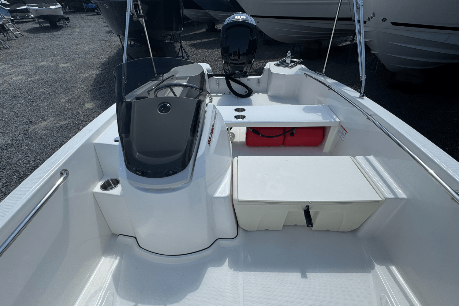 Slide: The Image of Boston Whaler 160 Super Sport 2025 - 11