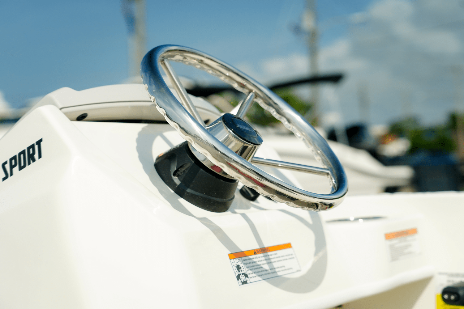 Slide: The Image of Boston Whaler 160 Super Sport 2025 - 11