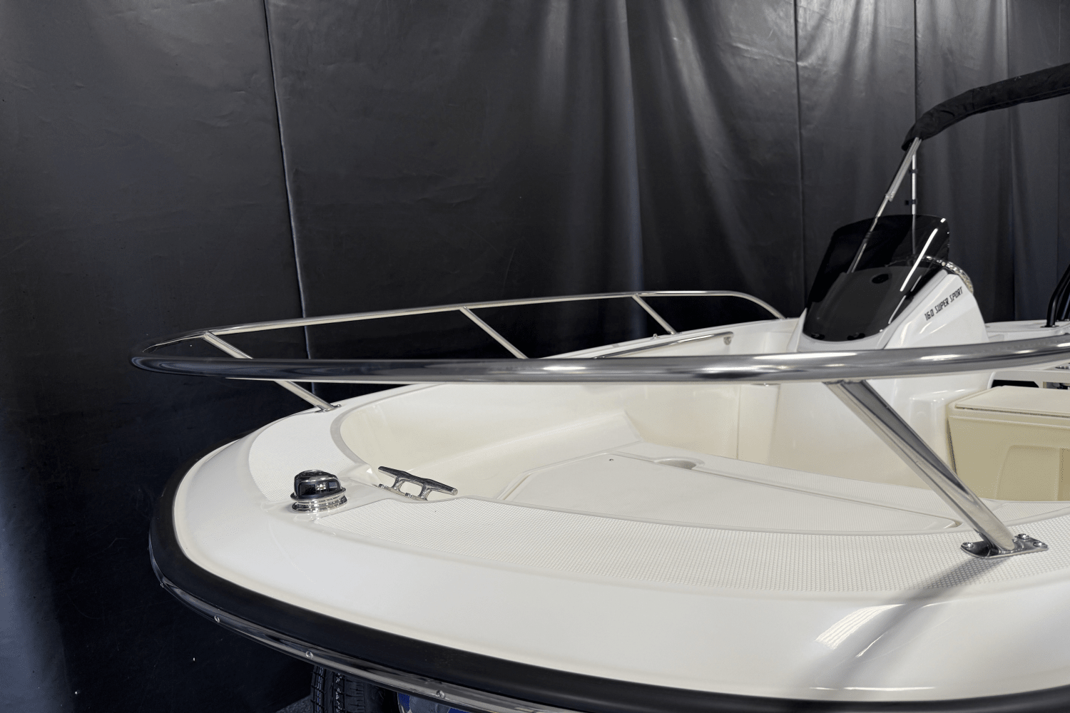 Slide: The Image of Boston Whaler 160 Super Sport 2025 - 11