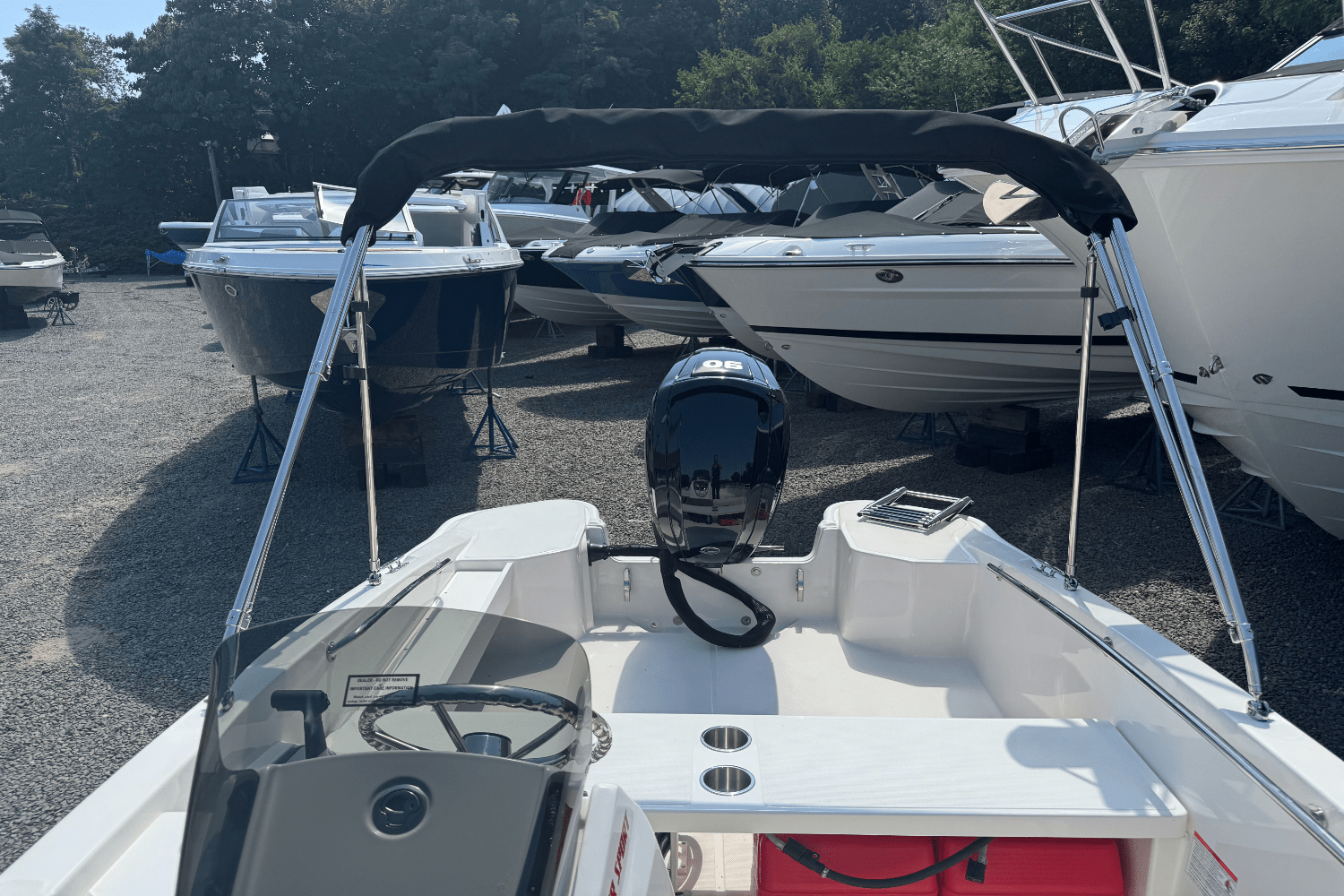 Slide: The Image of Boston Whaler 160 Super Sport 2025 - 14