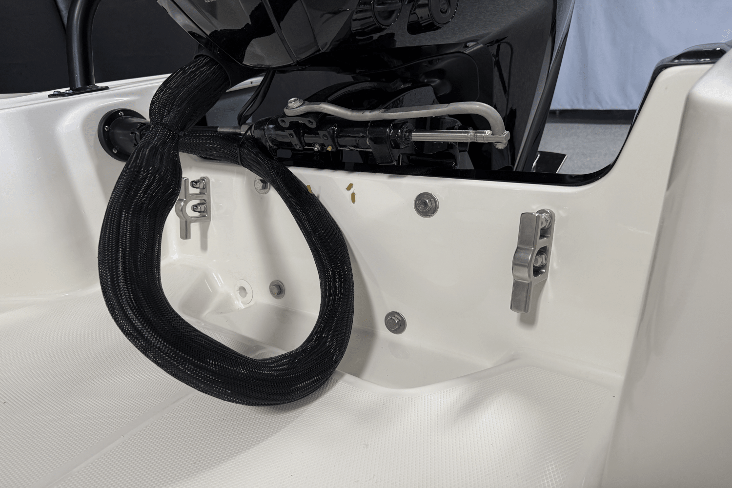 Slide: The Image of Boston Whaler 160 Super Sport 2025 - 19