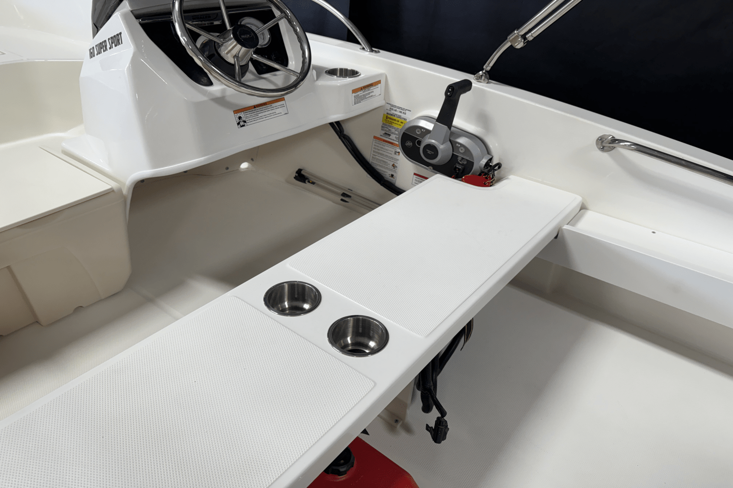Slide: The Image of Boston Whaler 160 Super Sport 2025 - 25