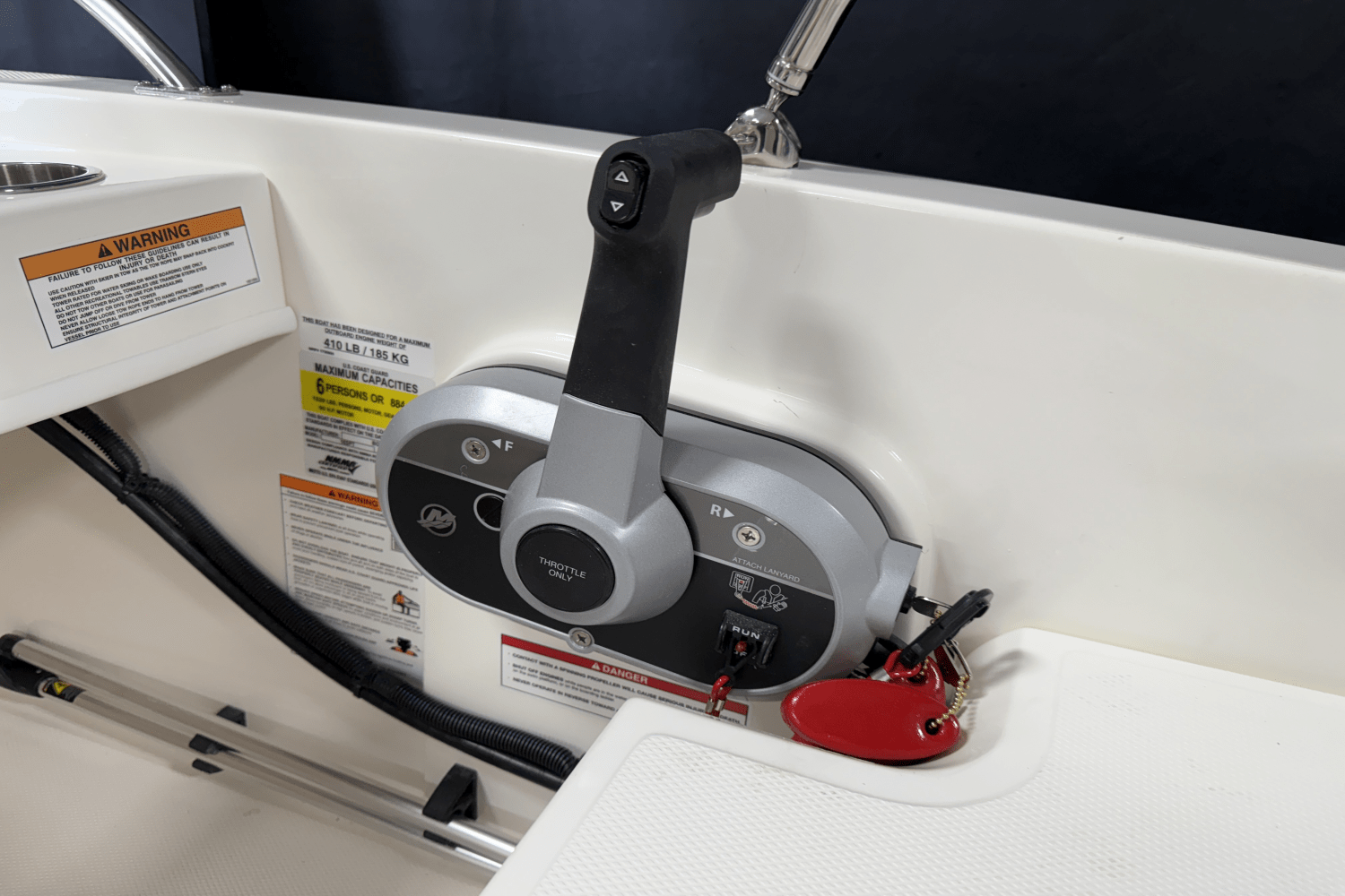 Slide: The Image of Boston Whaler 160 Super Sport 2025 - 26