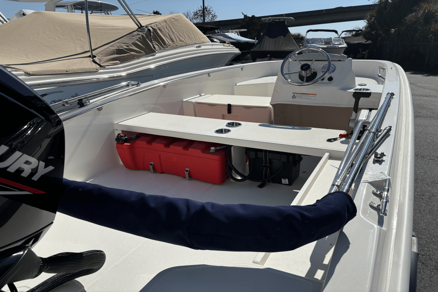 Slide: The Image of Boston Whaler 160 Super Sport 2025 - 3