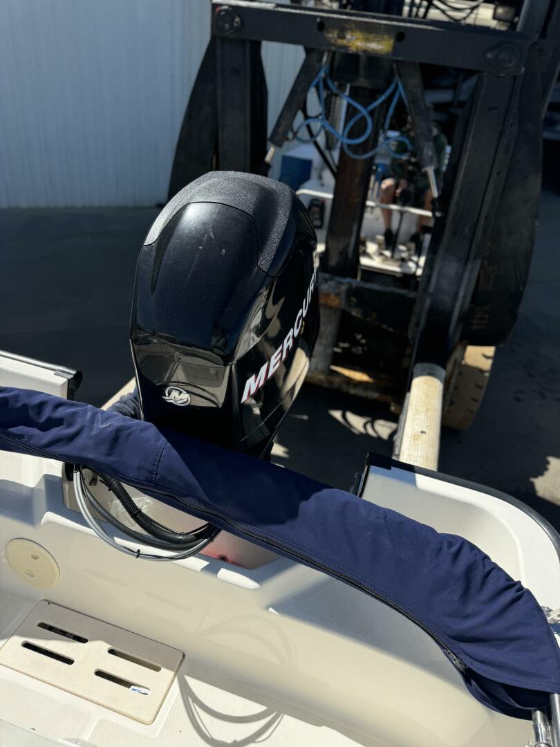 Slide: The Image of Boston Whaler 170 Montauk 2007 - 5157641