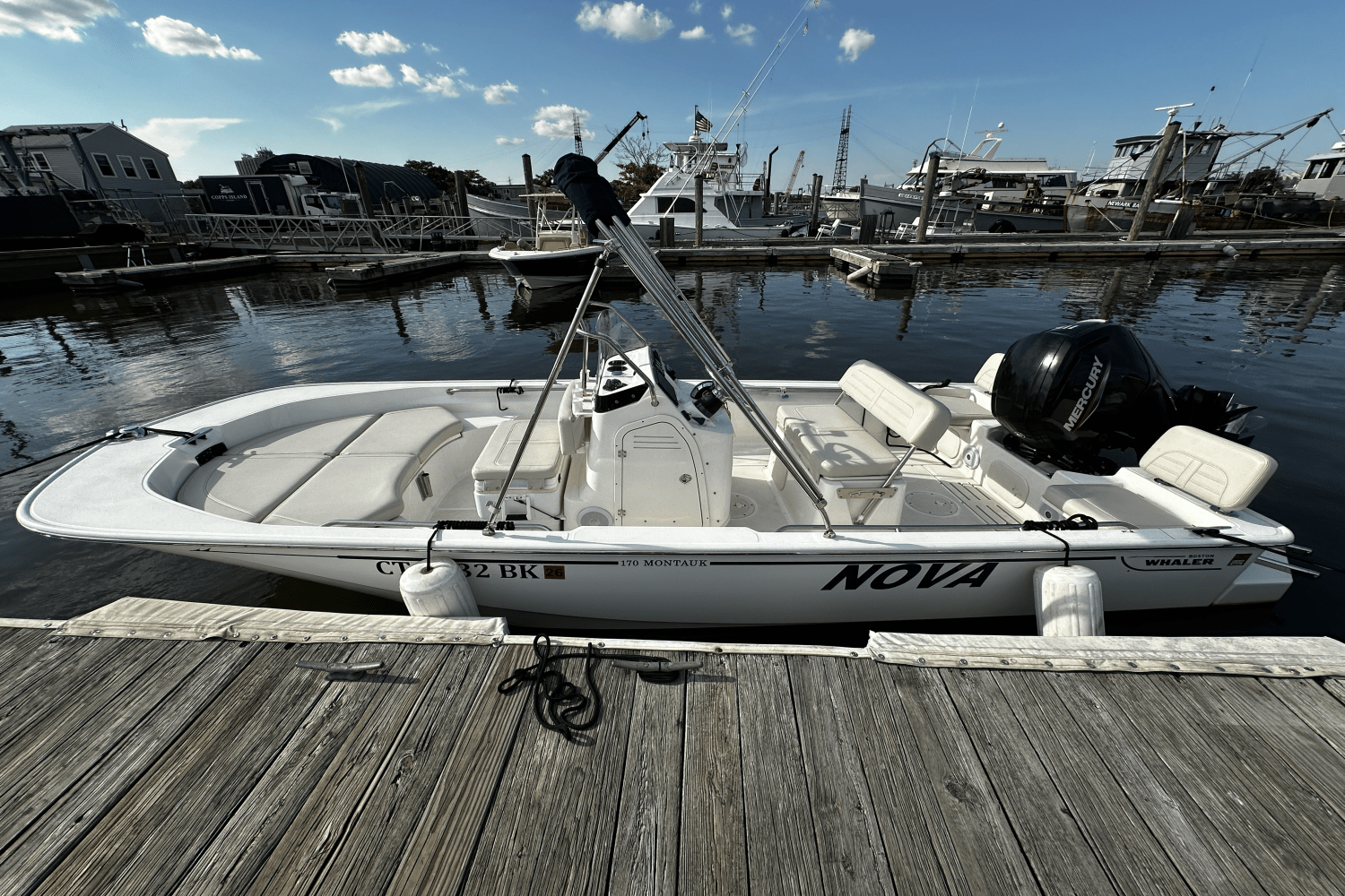 Slide: The Image of Boston Whaler 170 MONTAUK 2020 - 4